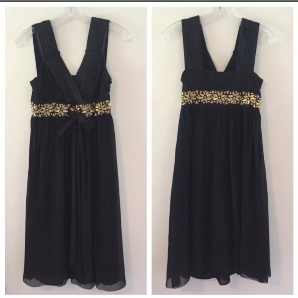 💋2/$25💋 Banana Republic 100% Silk Dress